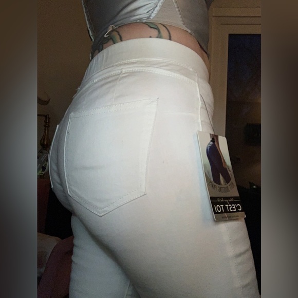 Butt Boosting skinny jeans - Picture 3 of 7